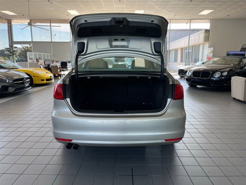 Used 2014 Volkswagen Jetta SE image 25