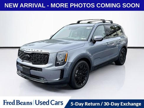Used 2021 Kia Telluride SX w/ SX Prestige Package image 3