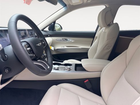 New 2026 Genesis GV70 2.5T Select image 16
