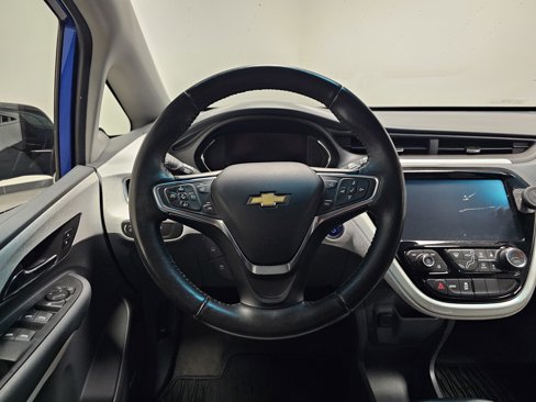 Used 2017 Chevrolet Bolt Premier w/ Driver Confidence II Package image 18