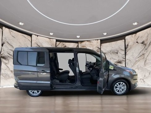 Used 2020 Ford Transit Connect XLT w/ Trailer Tow Package image 4