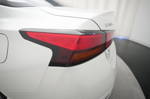 Used 2020 Nissan Altima 2.5 SV image 32