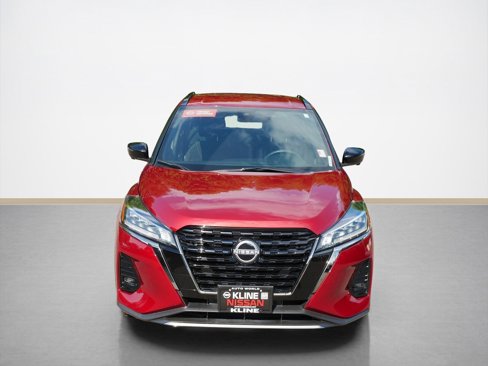 Used 2023 Nissan Kicks SR image 8