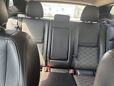 Used 2022 Nissan Rogue Sport SV w/ Technology Package image 36
