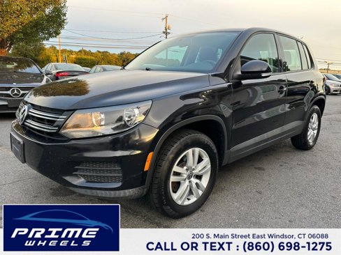 Used 2013 Volkswagen Tiguan S image 3