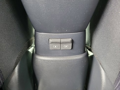 Certified 2021 Nissan Versa SR image 14