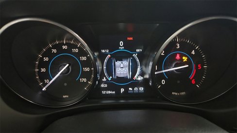 Used 2017 Jaguar XE Premium image 18