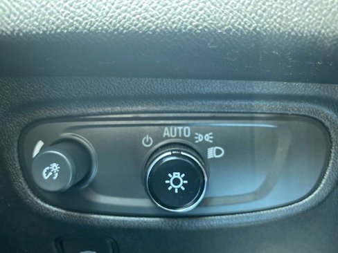 Certified 2022 GMC Terrain SLE w/ Driver Convenience Package image 20