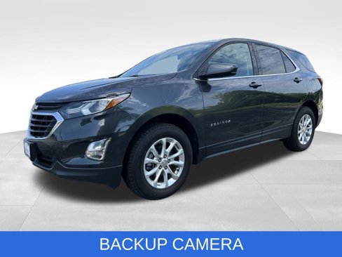 Used 2020 Chevrolet Equinox LT w/ Driver Convenience Package image 11