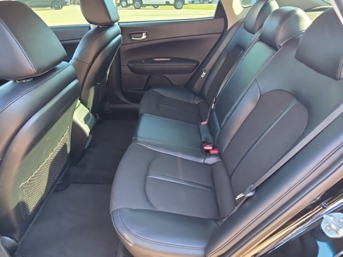 Used 2019 Kia Optima S image 15