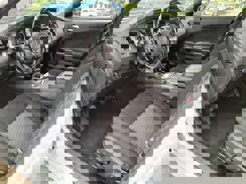 Used 2023 Dodge Charger SXT image 2