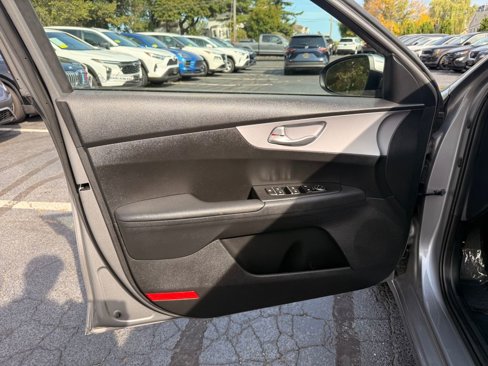 Used 2024 Kia Forte LXS image 20