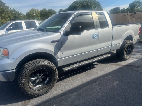Used 2007 Ford F150 XLT image 4