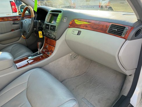 Used 2004 Lexus LS 430 image 22