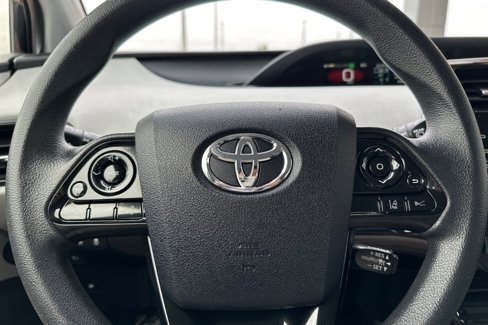 Certified 2022 Toyota Prius LE image 28