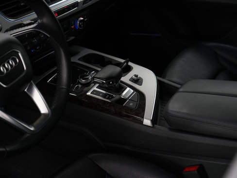 Used 2018 Audi Q7 2.0T Premium Plus w/ Premium Plus Package image 20