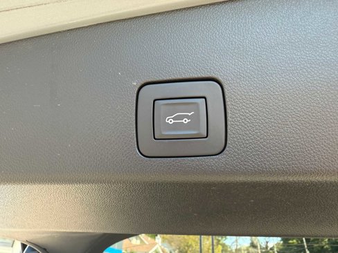 Used 2023 Buick Encore GX Select w/ Sport Touring Package image 30