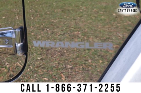 Used 2017 Jeep Wrangler Sport image 13