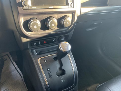 Used 2016 Jeep Patriot High Altitude image 15