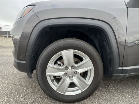 Used 2022 Jeep Compass Latitude w/ Convenience Group image 32