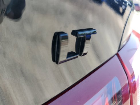 Used 2020 Chevrolet Malibu LT w/ Midnight Edition image 10