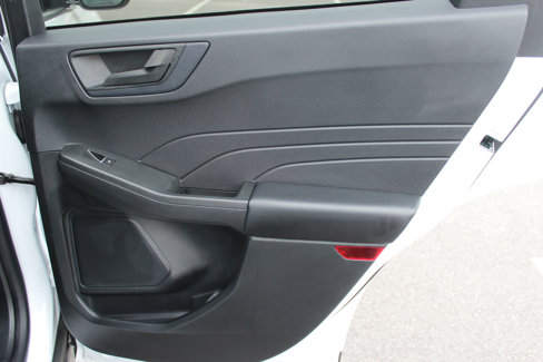 Used 2022 Ford Escape SE image 42