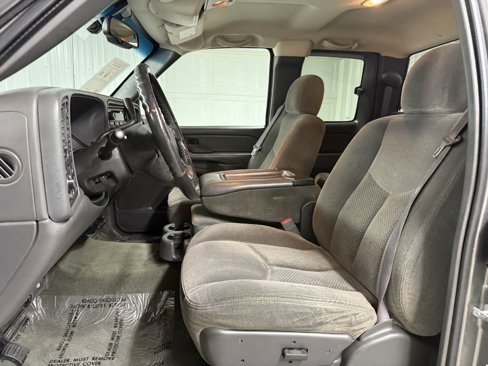 Used 2007 Chevrolet Silverado 1500 LT w/ Extended Cab Value Package image 9