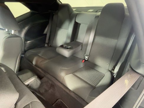 Used 2019 Dodge Challenger SXT image 23
