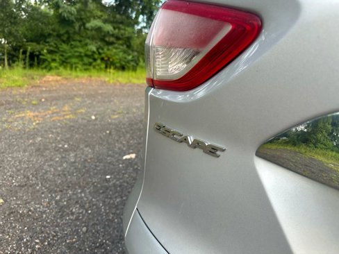Used 2016 Ford Escape Titanium image 11