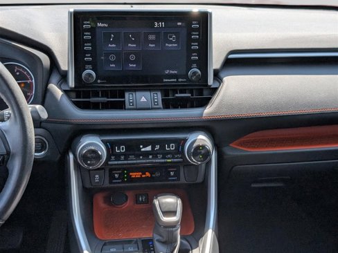 Used 2019 Toyota RAV4 Adventure image 19