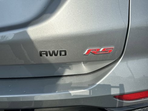 Used 2024 Chevrolet Equinox RS image 32