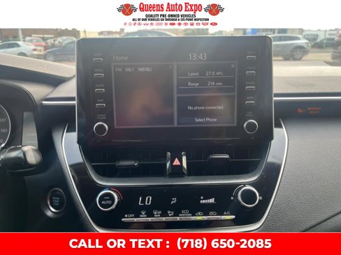 Used 2020 Toyota Corolla LE image 16