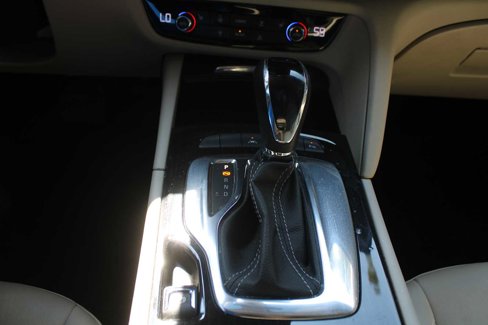 Used 2018 Buick Regal Essence w/ Driver Confidence Package #1 image 36