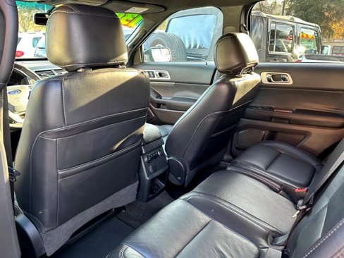 Used 2014 Ford Explorer XLT w/ Equipment Group 202A image 14