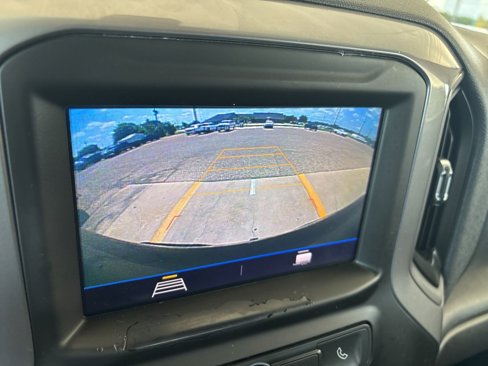 Used 2019 Chevrolet Silverado 1500 Custom w/ Custom Max Trailering Package image 12