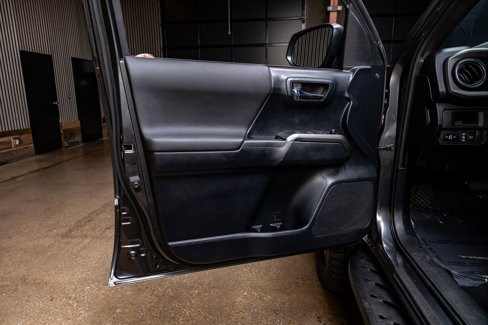 Used 2019 Toyota Tacoma TRD Sport image 35