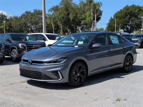 New 2025 Volkswagen Jetta SE image 4