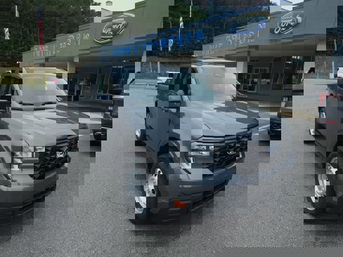 New 2025 Ford Maverick XL image 1