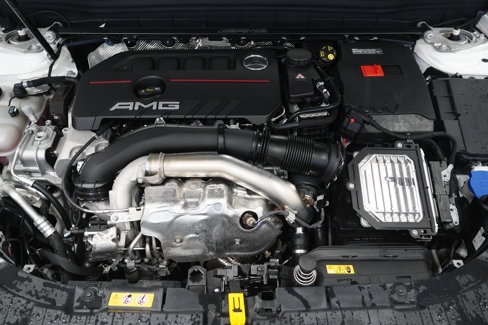 Used 2025 Mercedes-Benz GLB 35 AMG 4MATIC image 33