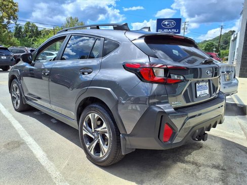 Used 2024 Subaru Crosstrek 2.0i Premium image 3