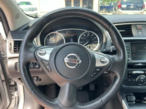 Used 2019 Nissan Sentra SV image 14