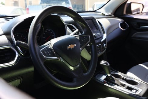 Used 2021 Chevrolet Equinox LS image 18