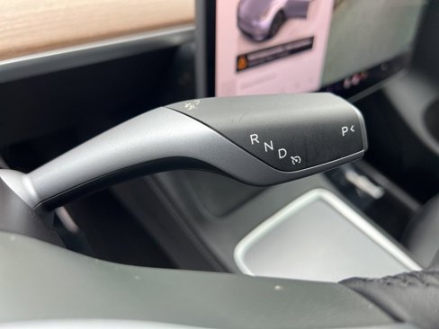 Used 2024 Tesla Model Y Long Range image 15