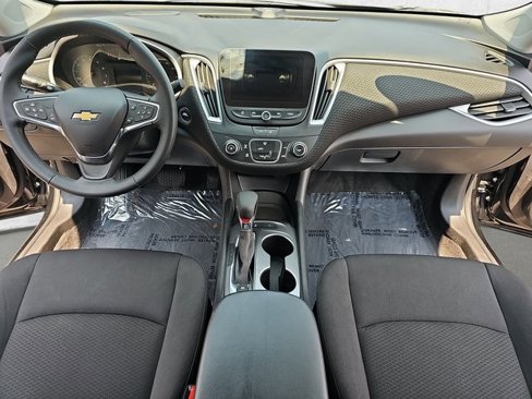 Used 2024 Chevrolet Malibu RS image 9