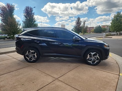 Used 2022 Hyundai Tucson Limited image 3