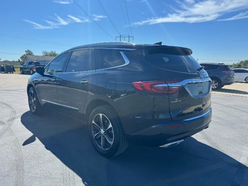 Used 2019 Buick Enclave Essence w/ LPO, Sport Appearance Package image 2