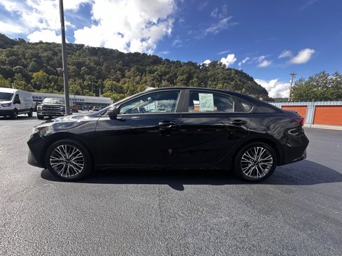 Used 2024 Kia Forte GT-Line image 15