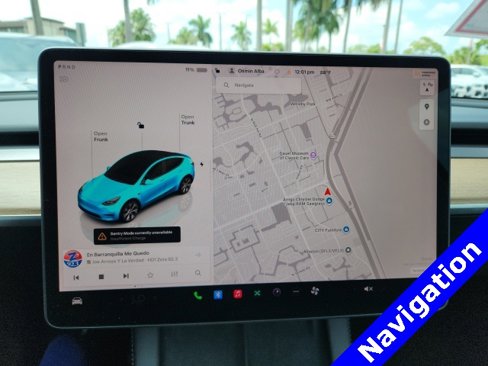 Used 2023 Tesla Model Y Long Range image 3