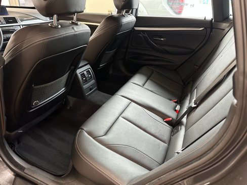 Used 2018 BMW 330i Gran Turismo xDrive image 13