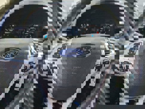 Used 2013 Ford Edge SE image 17